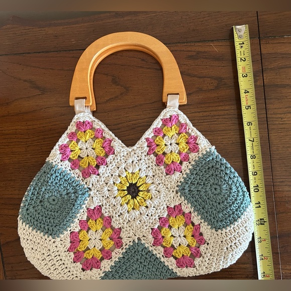 Mini Boho Crochet Purse Handbag with wooden strap handles Never Used - Picture 7 of 10